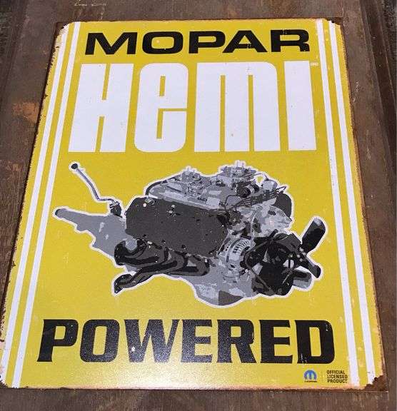 Mopar Hemi Powered Sign