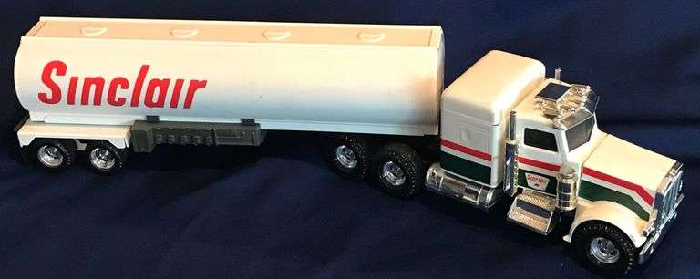 Sinclair Fuel Truck & Trailer