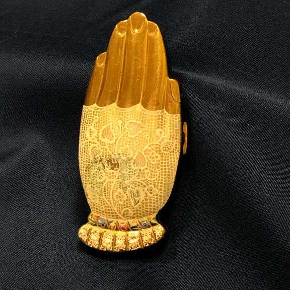 Volupte Golden Gesture Hand Compact