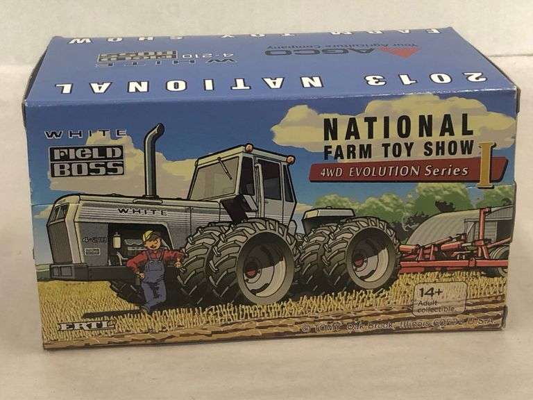 1/64 White 4-210 Field Boss 4WD Tractor - 2013 Farm Toy Show