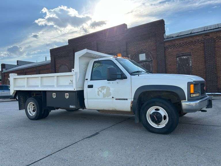 1996 GMC - Sierra K3500 - 1 Ton Truck 1GDJK34R1TE520493