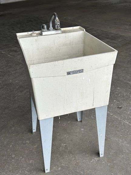 Utilatub - Plastic Sink
