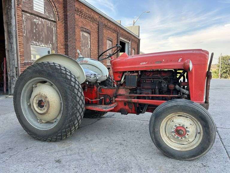 Ford 601 Work Master Tractor