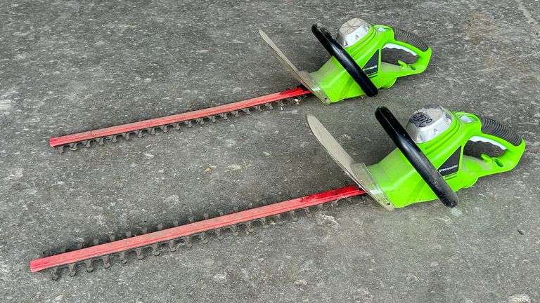 Green Works - Electric Hedge Trimmers