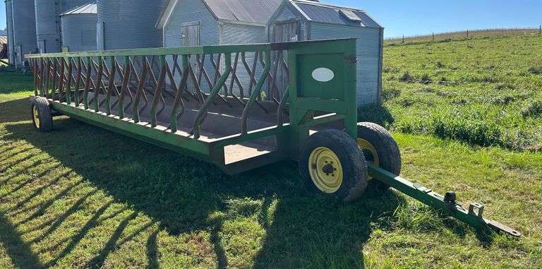 24 Foot Loose Hay Feeder