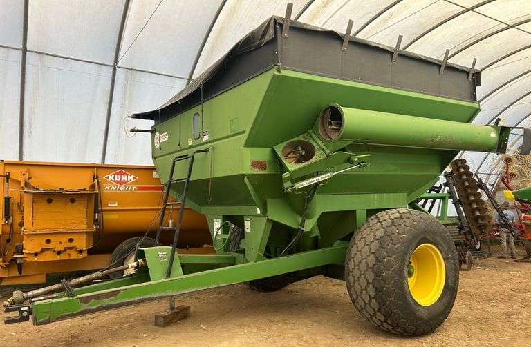Unverferth Model 70 Grain Cart