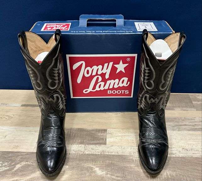 Tony Lama Cowboy Boots - Size 9.5