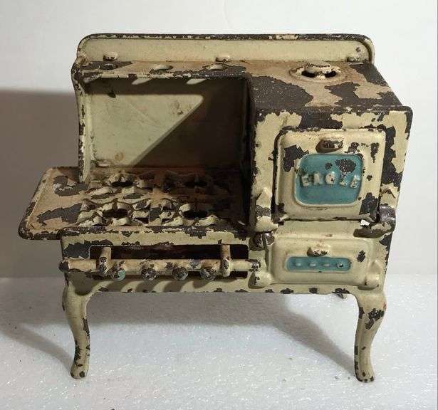 Vintage Cast Iron Eagle Toy Stove