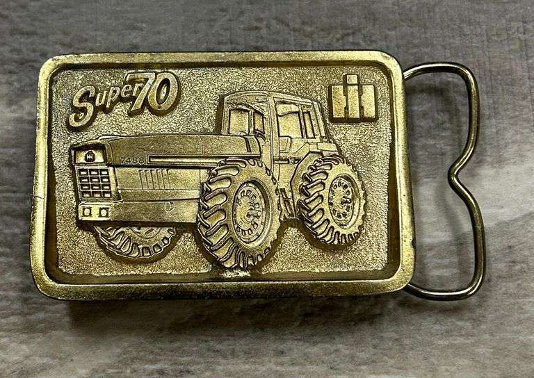 International Super 70 - 4 x 4 - Collectors Series Gold Belt Buckle