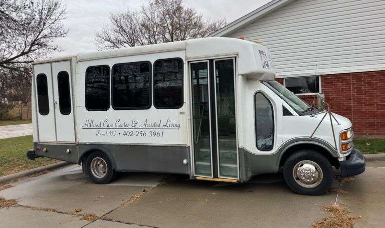 2000 Chevrolet Express Cutaway G30