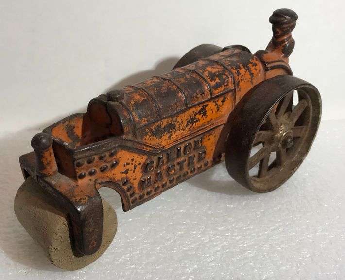 Kenton Cast Iron Galion Master Road Packer