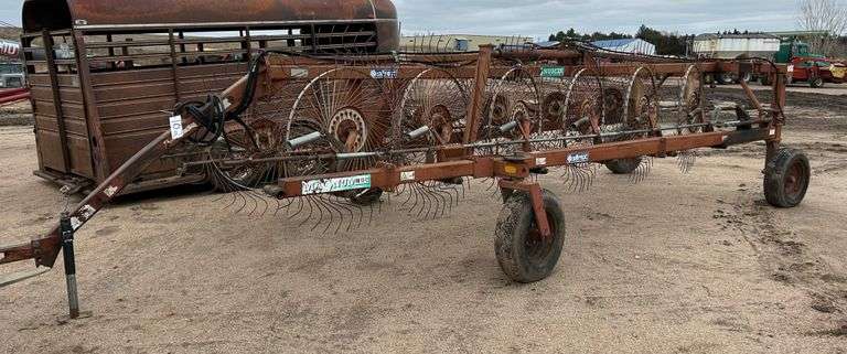 Magnum Rake Magnum MK10-12 Wheel Rake - Creamer Auction