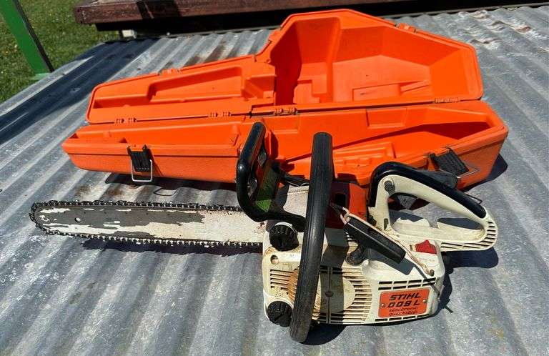 Stihl 009L Chainsaw