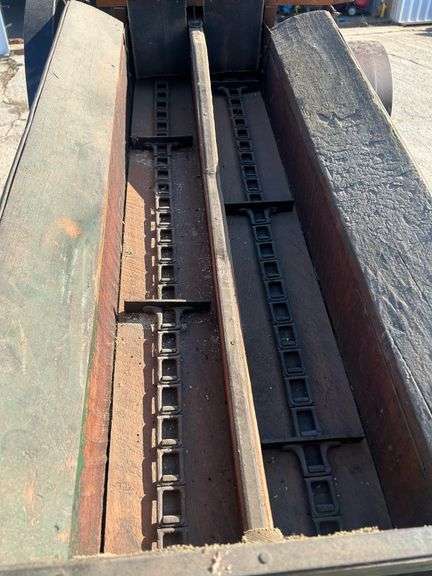 Bloom Ear Corn Slicer/Crusher - J.S. Bloom Mfg. Co
