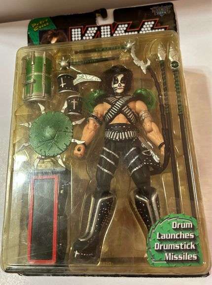 “McFarlane Toys KISS Ultra Action Figure – Peter Criss (Catman) MOC w/ Drum Launcher”
