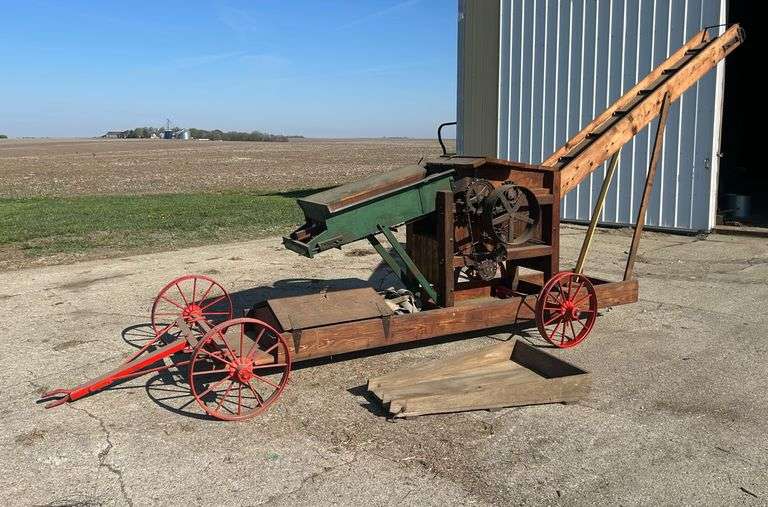Bloom Ear Corn Slicer/Crusher - J.S. Bloom Mfg. Co