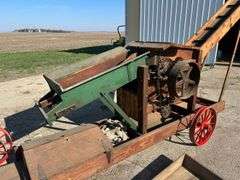 Bloom Ear Corn Slicer/Crusher - J.S. Bloom Mfg. Co