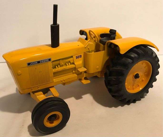 John Deere 5010 Industrial Tractor