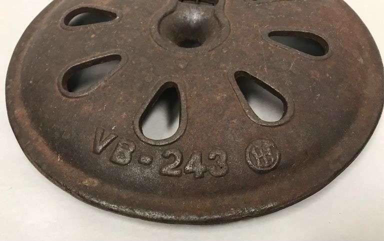 International Harvester Co. - Cast Iron Lid - Planter Lid??