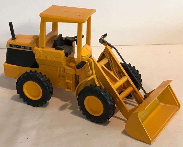 John Deere Pay Loader