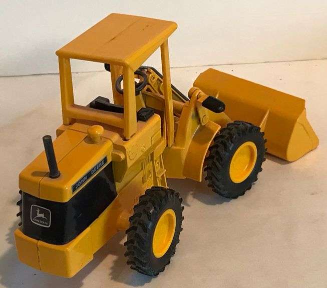 John Deere Pay Loader