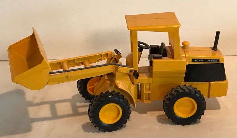 John Deere Pay Loader