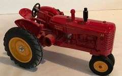 Massey Harris 33 - 1987 National Farm Toy Show Tractor