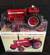 International Farmall 656 Hydrostatic - Toy Tractor Times