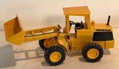 John Deere Pay Loader