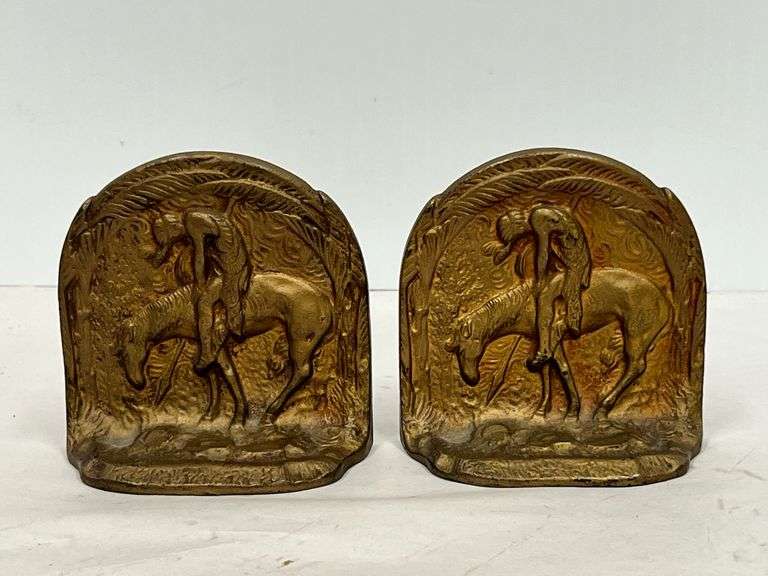 Cast Iron “End Of the Trail” Bookends