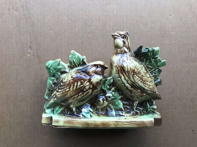 GREAT OLD “MC COY” POTTERY PLANTER FEATURING “QUAIL”