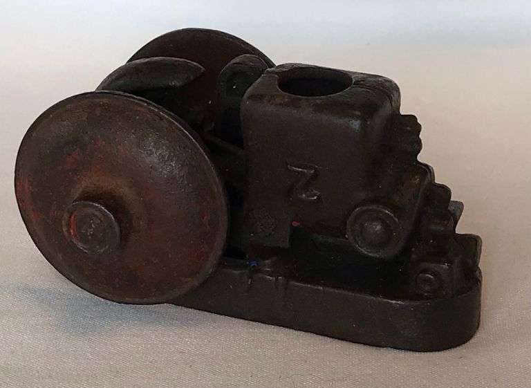 Cast Iron Stationary Hit & Miss Toy Engine