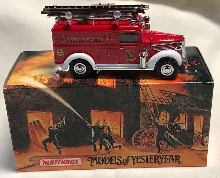 Matchbox Models of Yesteryear - 1937 GMC Rescue Squad Van