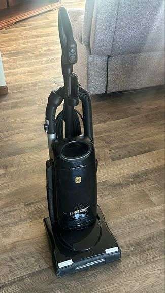 Riccar Upright Vacuum Cleaner