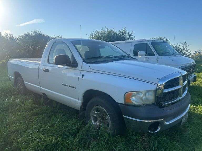 2002 Dodge Ram Pickup - Ram Truck 1500