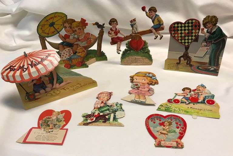 Die Cut Standup Valentines