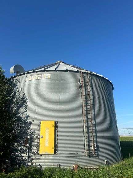 Superior 7 Ring Grain Bin - To Be Removed