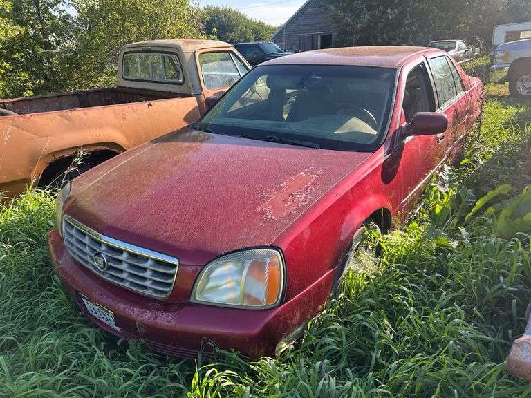 2002 Cadillac 4 Door Sedan Deville DHS - For Salvage