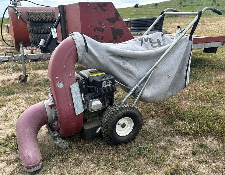 Parker Spin Pack Lawn Vacuum