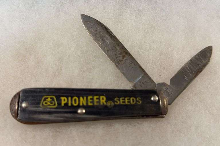 Pioneer Seeds - Two Blade Pocket Knife