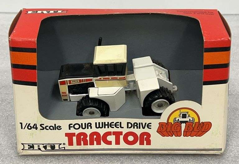 1/64 Scale - Big Bud 400/30 4WD Tractor