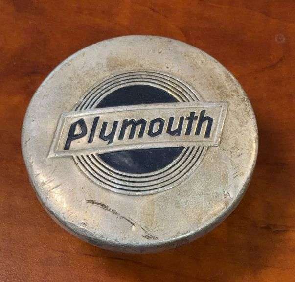 "Plymouth" - Threaded Grease Hub Cap