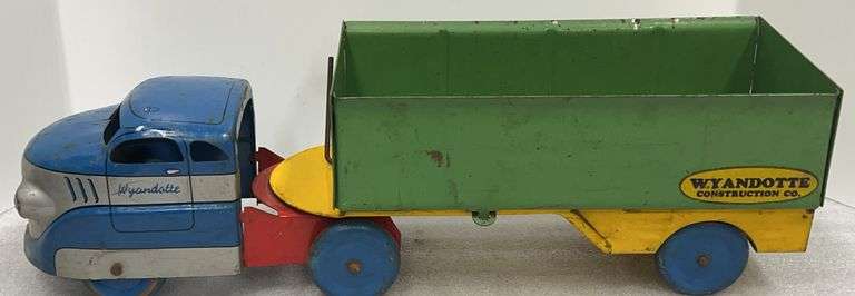 Pressed Steel Wyandotte Construction - Truck & Trailer