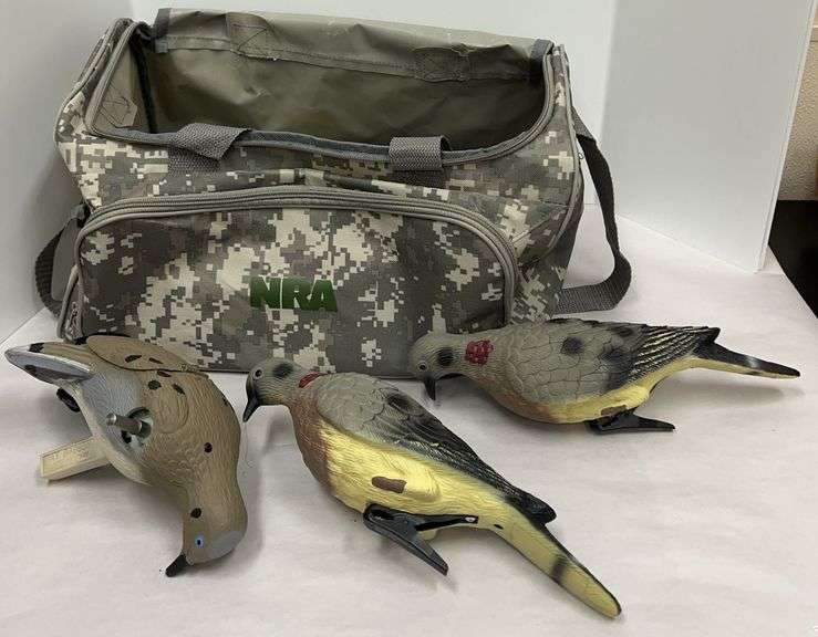 NRA Camo Bag w/ Dove Decoys - Including Mojo
