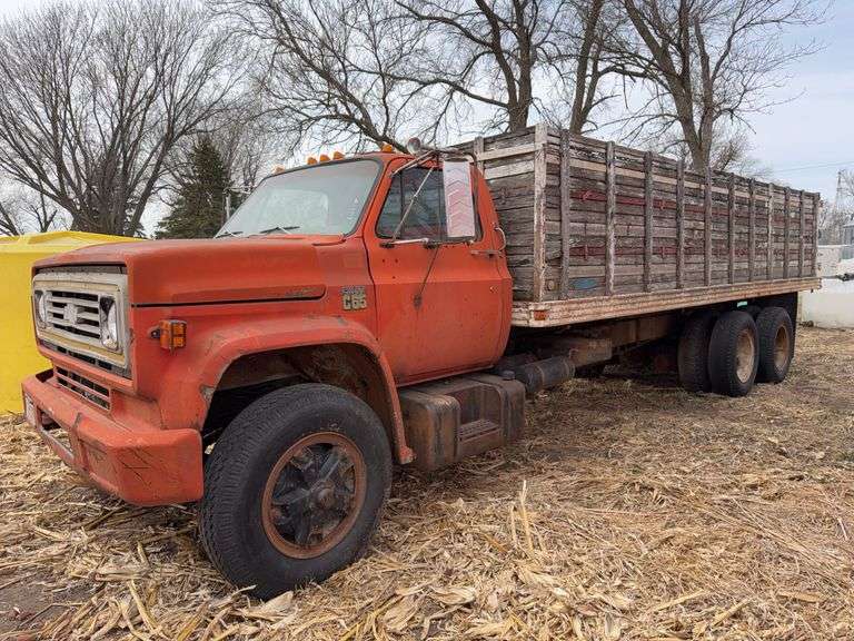 Chevrolet C65 Farm Truck - Not Running