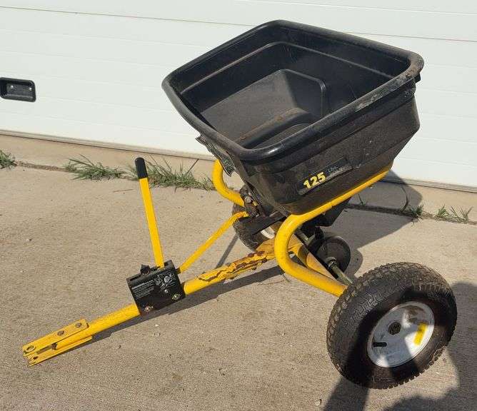 Yard Works Pull Type Lawn Spreader