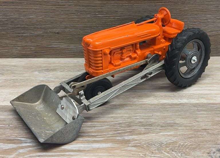 Hubley Narrow Front Tractor w/ Loader