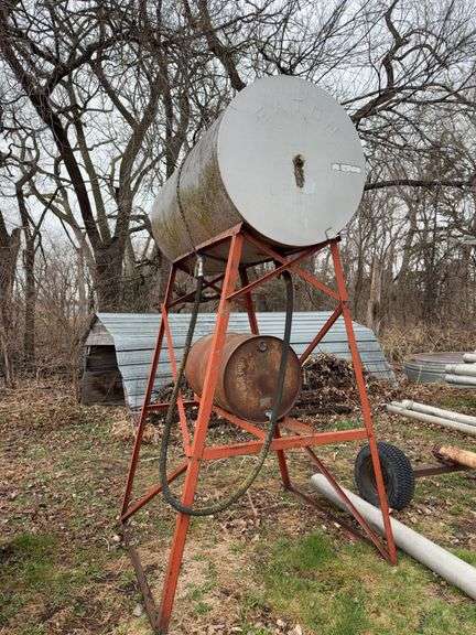 Eaton Fuel Tank on Stand
