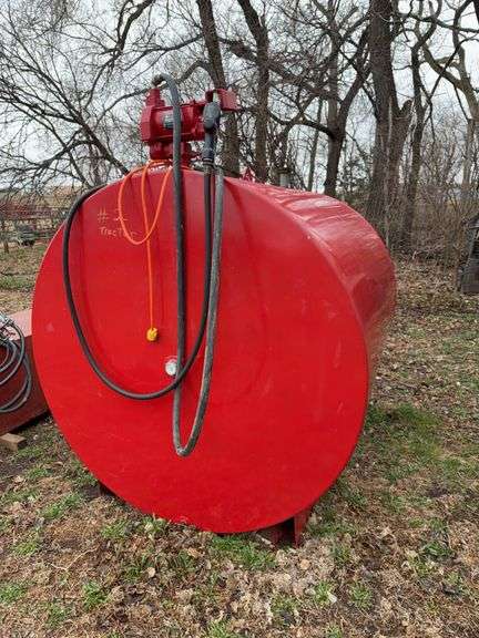 1000 Gallon Fuel Tank w/ Fill Rite FR700V Pump