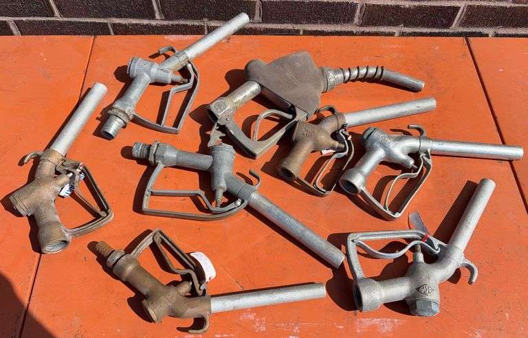 Group of Pump Nozzles